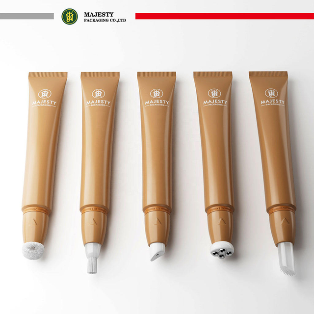 KOSMETISCHES PE-Kunststoffrohr mit Edelstahl-Kugelmassagekopf-Bürstenapplikator für Lipgloss- und Lotion-Kosmetikverpackungen