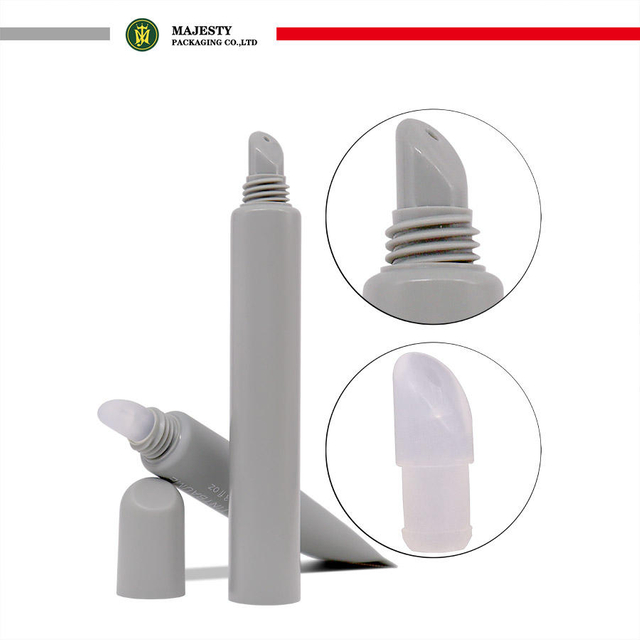 OEM & ODM Mini kleine 10-ml-PE-Weichkunststoffröhrchen mit Silikonspitze PE-Spitze Lipgloss-Lippenstift-Lippenbalsam-Squeeze-Design