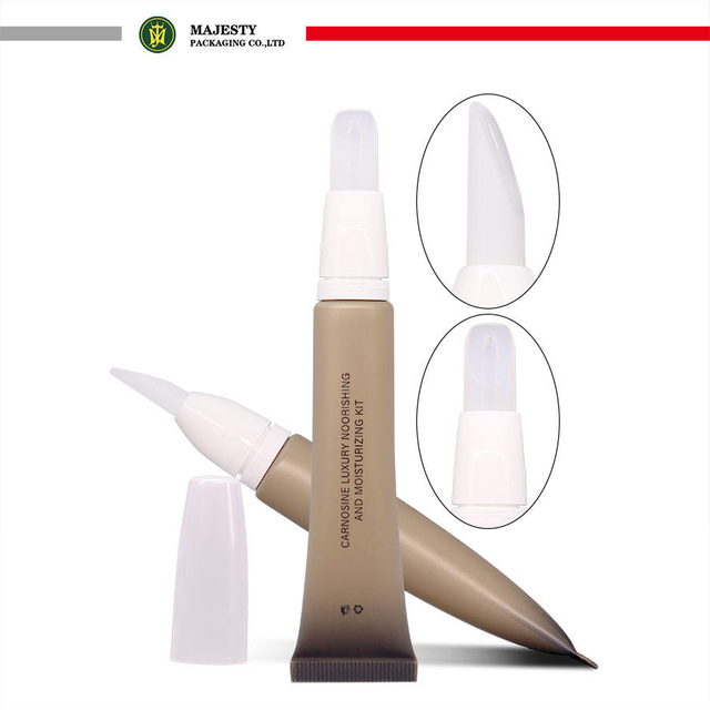 Neue Serie Silikonpinsel Lippenstifttube Kunststoff Kosmetikverpackung Augencreme Hautpflege Silikonapplikator Kunststofftube