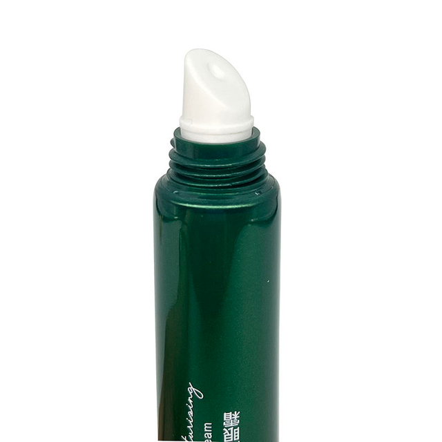 Kundenspezifischer leerer Lipgloss-Tubenverpackungs-Lippenbalsam-Lippencreme-Pflegeapplikator aus Kunststoff mit Silikonspitzen für die Hautpflege